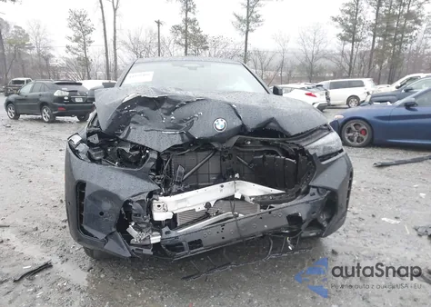 2026 BMW X6 xDrive40I z USA, uszkodzony, nr VIN 5UX33EX08T9186361